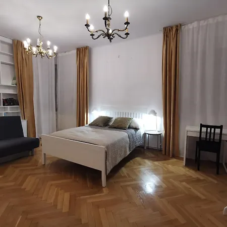 Cozy Spacious Apartment With Balcony Cracovia Esterno foto