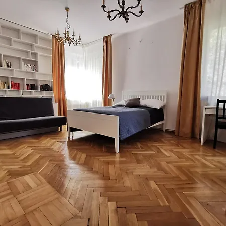 Cozy Spacious Apartment With Balcony Cracovia Esterno foto