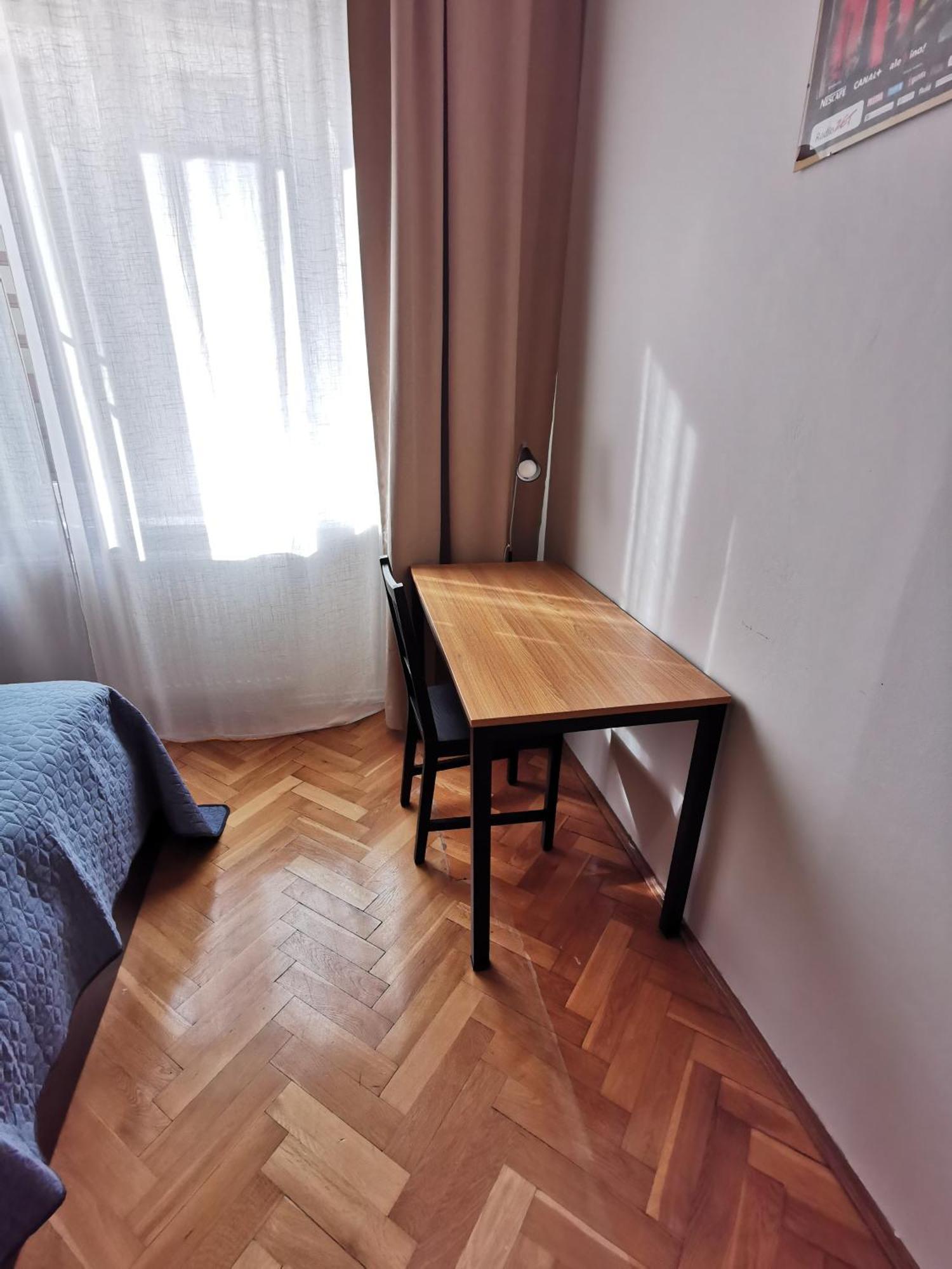 Apartment Cozy Spacious With Balcony *